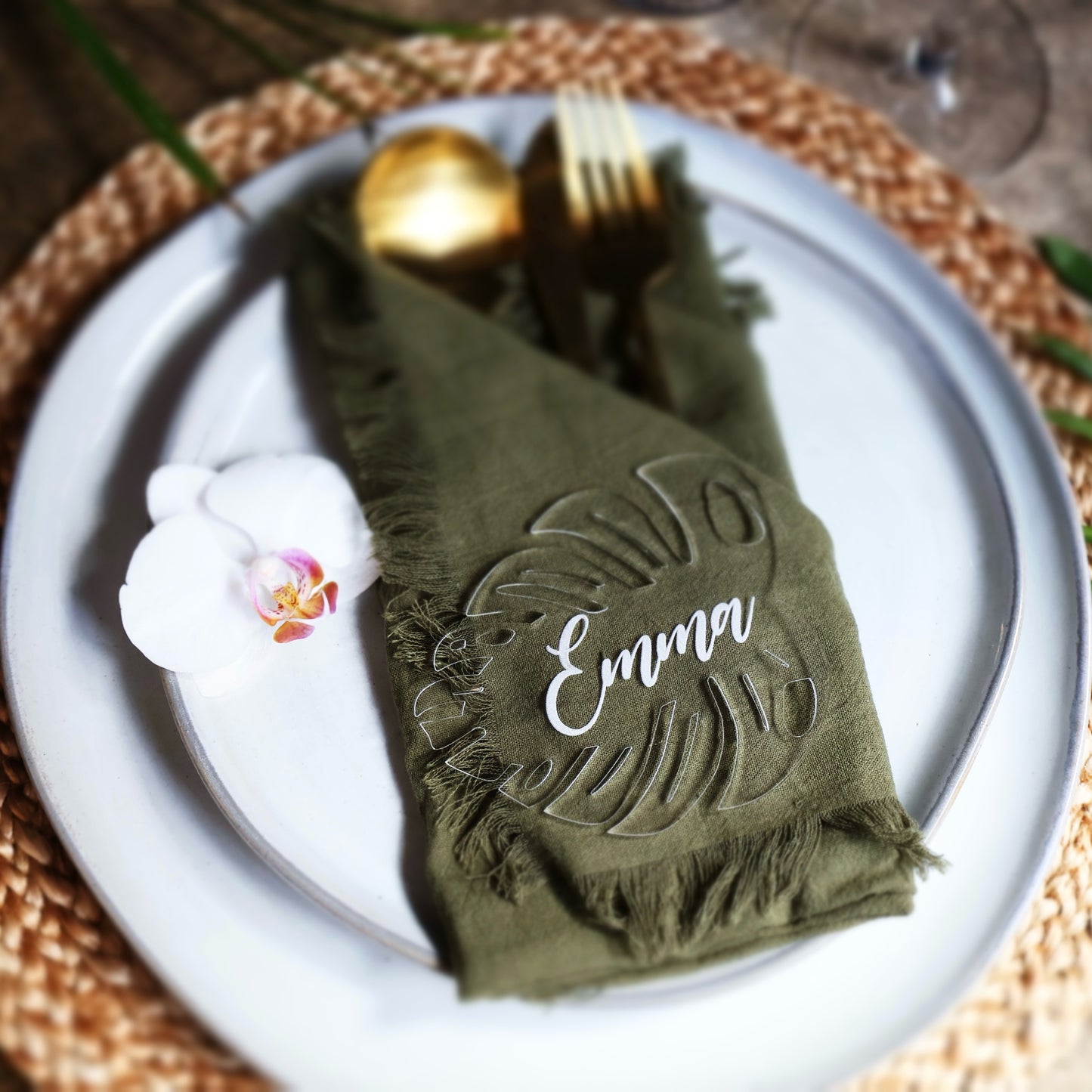 clear acrylic tropical wedding name cards monstera leaf place tags names custom beach table tag birthday party décor placecards tropical birthday invitation bachelorette baby shower cheese plant tag