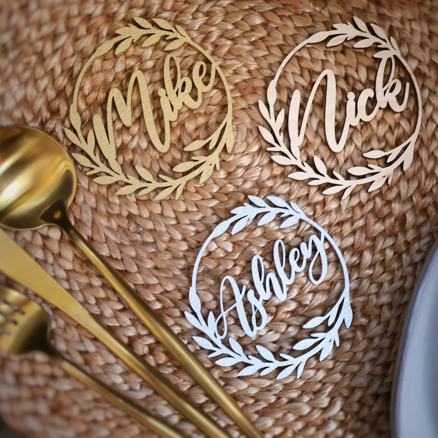 wreath wood name plate name cards wedding place cards place setting wood name card napkin half circle tag name tags round tags rustic wedding wooden wedding decor wedding place cards Wedding decoration Wedding place card