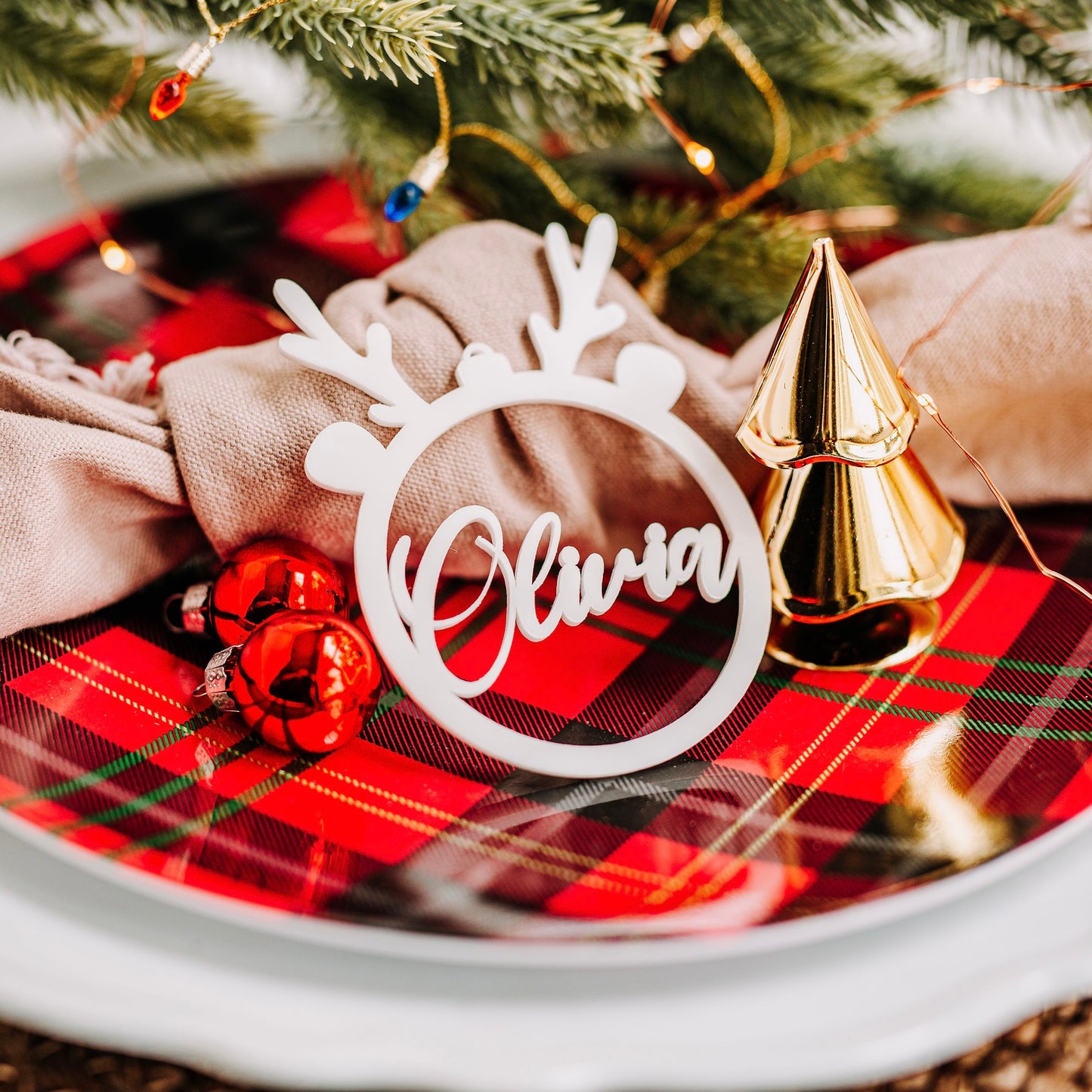 white acrylic stocking tags reindeer, stocking name tags, name ornament christmas, christmas place cards, name ornament, christmas name tags, christmas stocking name tags, christmas stocking tags, christmas table decor, christmas stockings tag