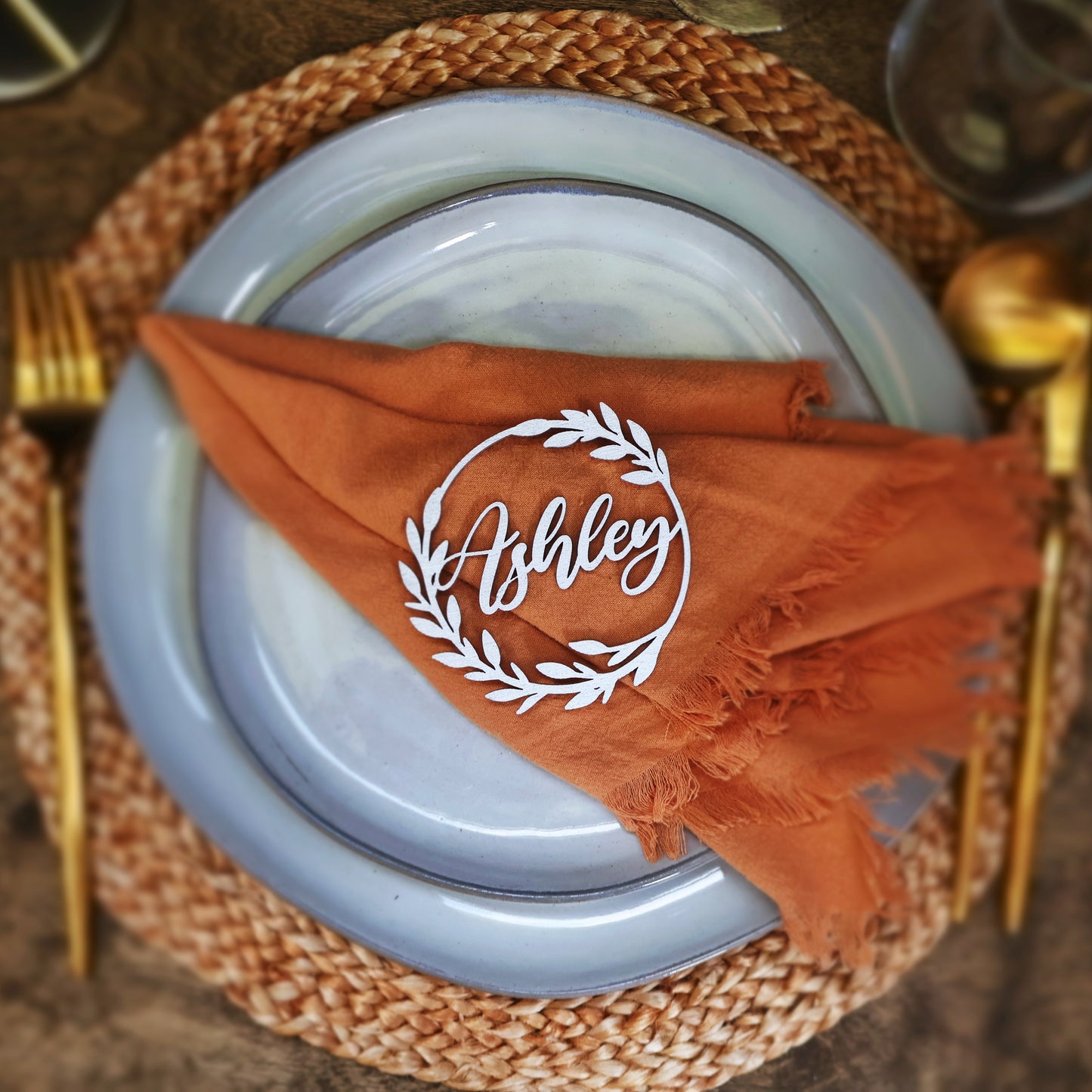 wreath silver wood name plate name cards wedding place cards place setting wood name card napkin half circle tag name tags round tags rustic wedding wooden wedding decor wedding place cards Wedding decoration Wedding place card