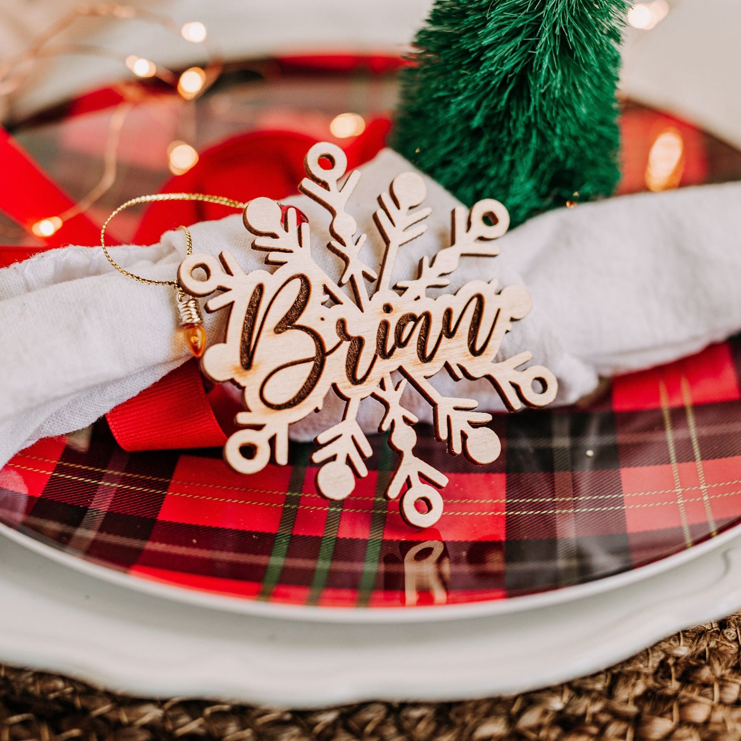 raw wood stocking tags snowflakes, stocking name tags, name ornament christmas, christmas place cards, name ornament, christmas name tags, christmas stocking name tags, christmas stocking tags, christmas table decor, christmas stockings tag