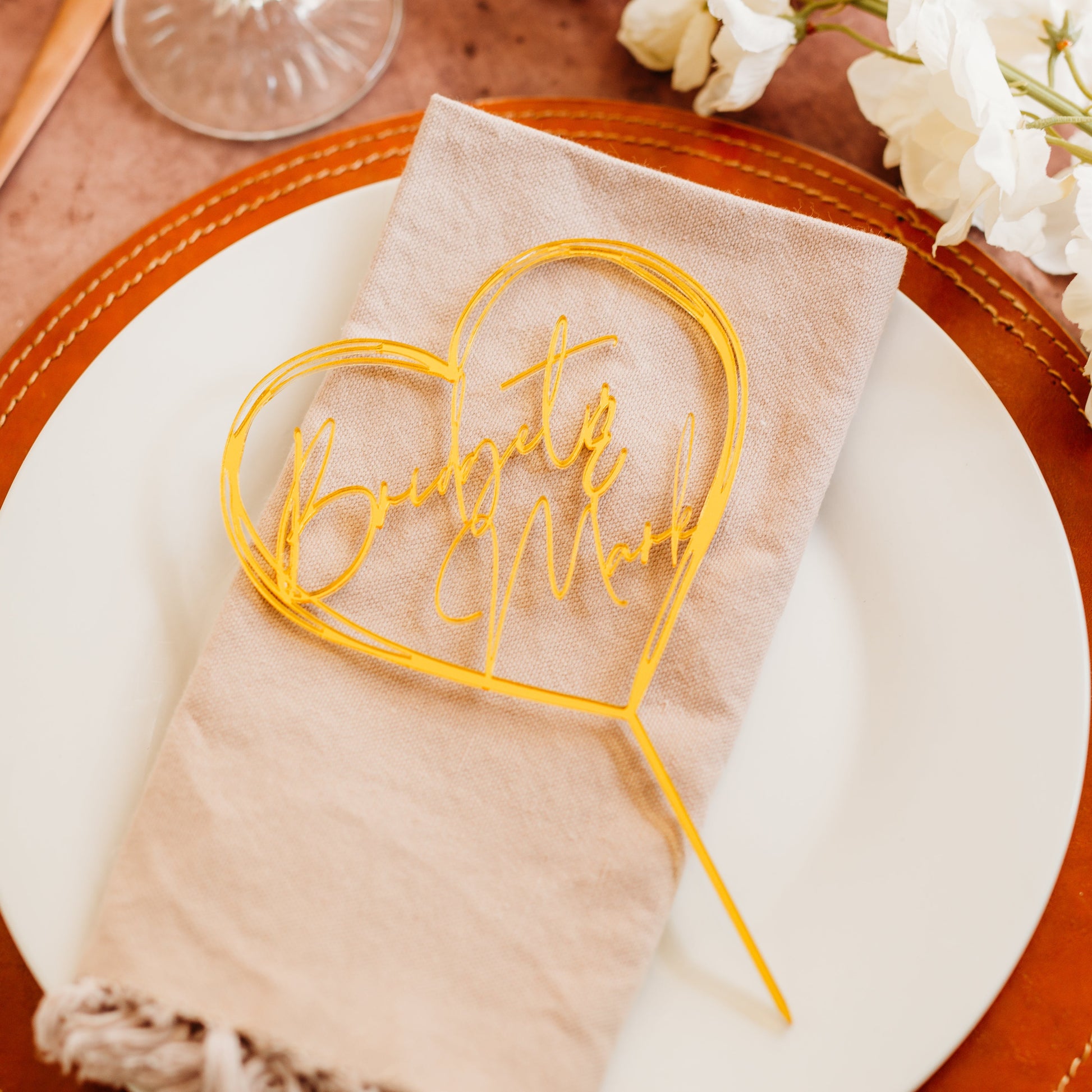 heart shaped gold mirrored acrylic wedding cake topper custom cake toppers wedding personalized anniversary acrylic cake modern last name decor minimalist custom rustic rustic wedding mr mrs cake topper caketopper personalized last name candy bar