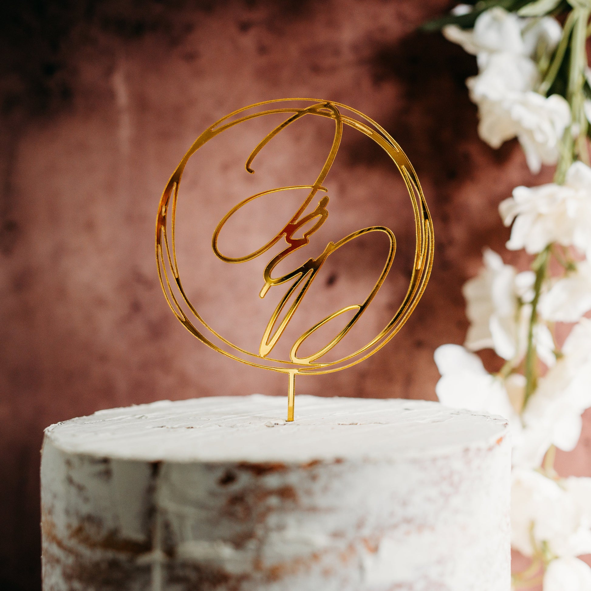 Monogram initials circle gold mirrored acrylic wedding cake topper custom cake toppers wedding personalized acrylic cake modern last name decor minimalist cake topper custom rustic rustic wedding caketopper personalized topper name topper candy bar